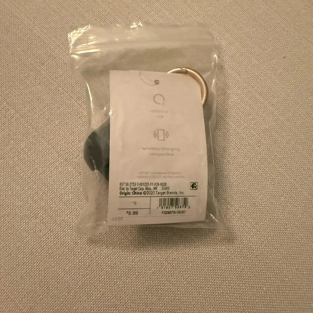 Heyday Black Earbud Case Cover